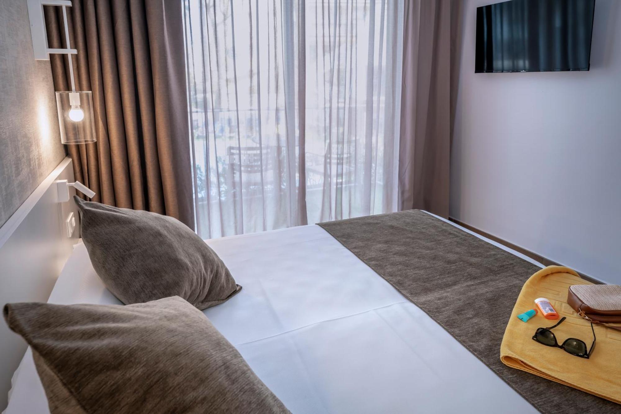 Ght Costa Brava & Hotel 3*